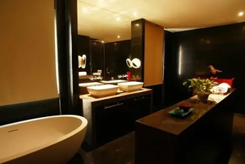 拉萨经络疏通：看不见的生命通道